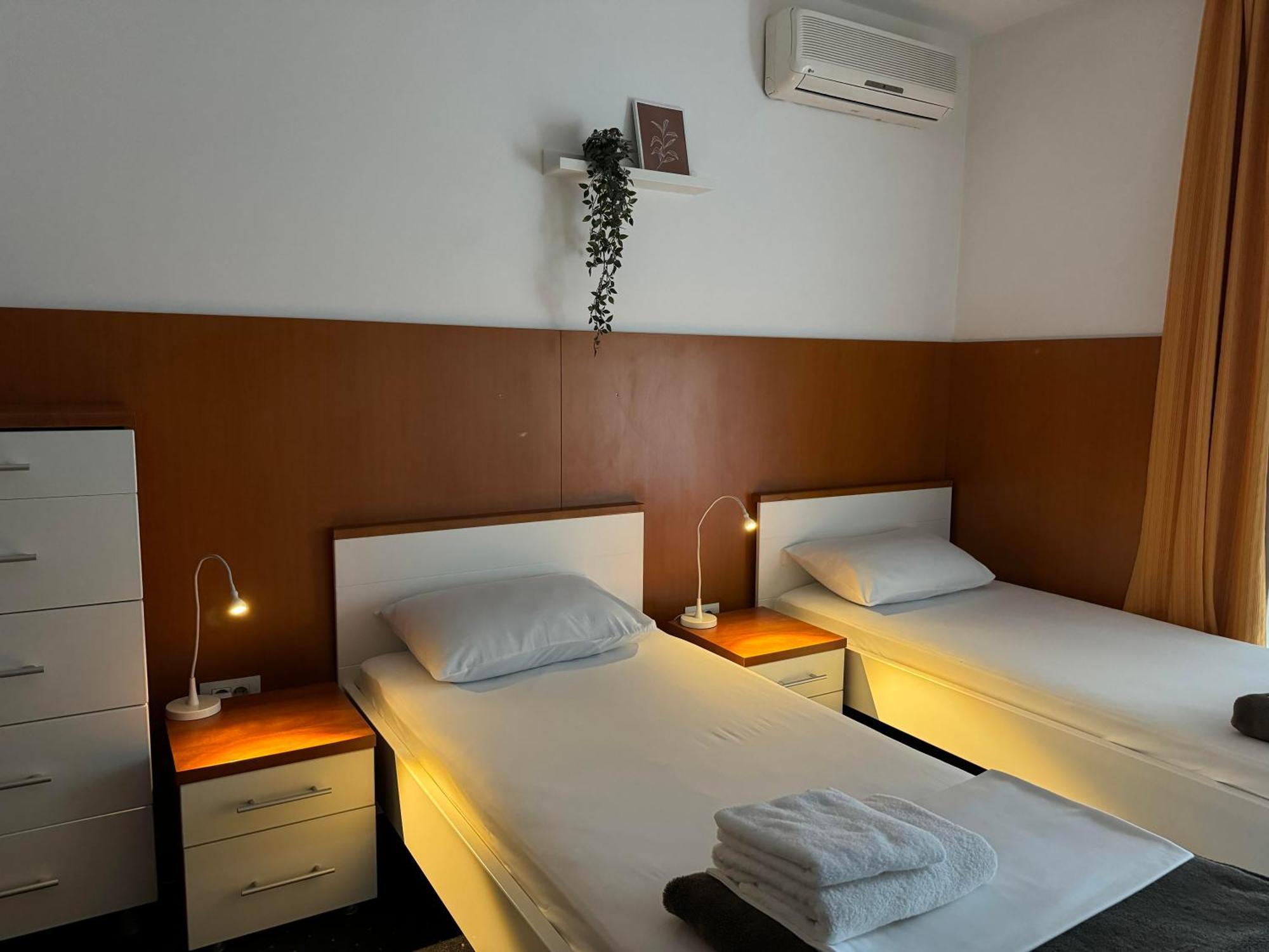 Pansion Komfor Fitea Osijek Habitación foto